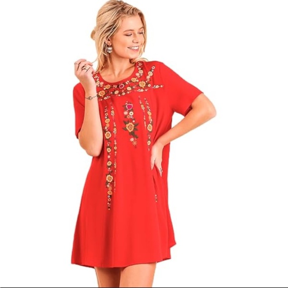 UMGEE Red Floral Embordered Tunic Short Sleeve Flowy Top Women's Size 2XL - Picture 2 of 8